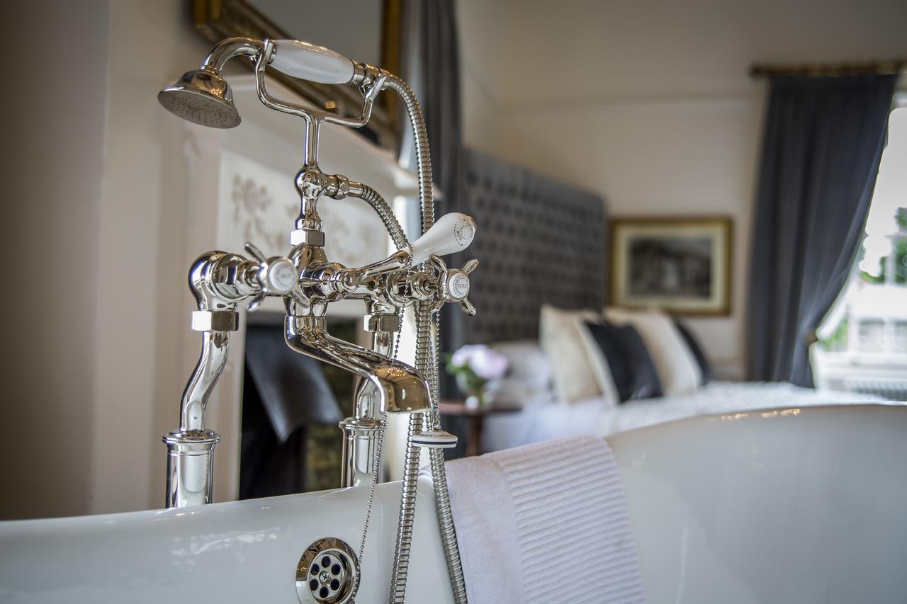 The Coach & Horses Inn Bolton by Bowland Екстер'єр фото