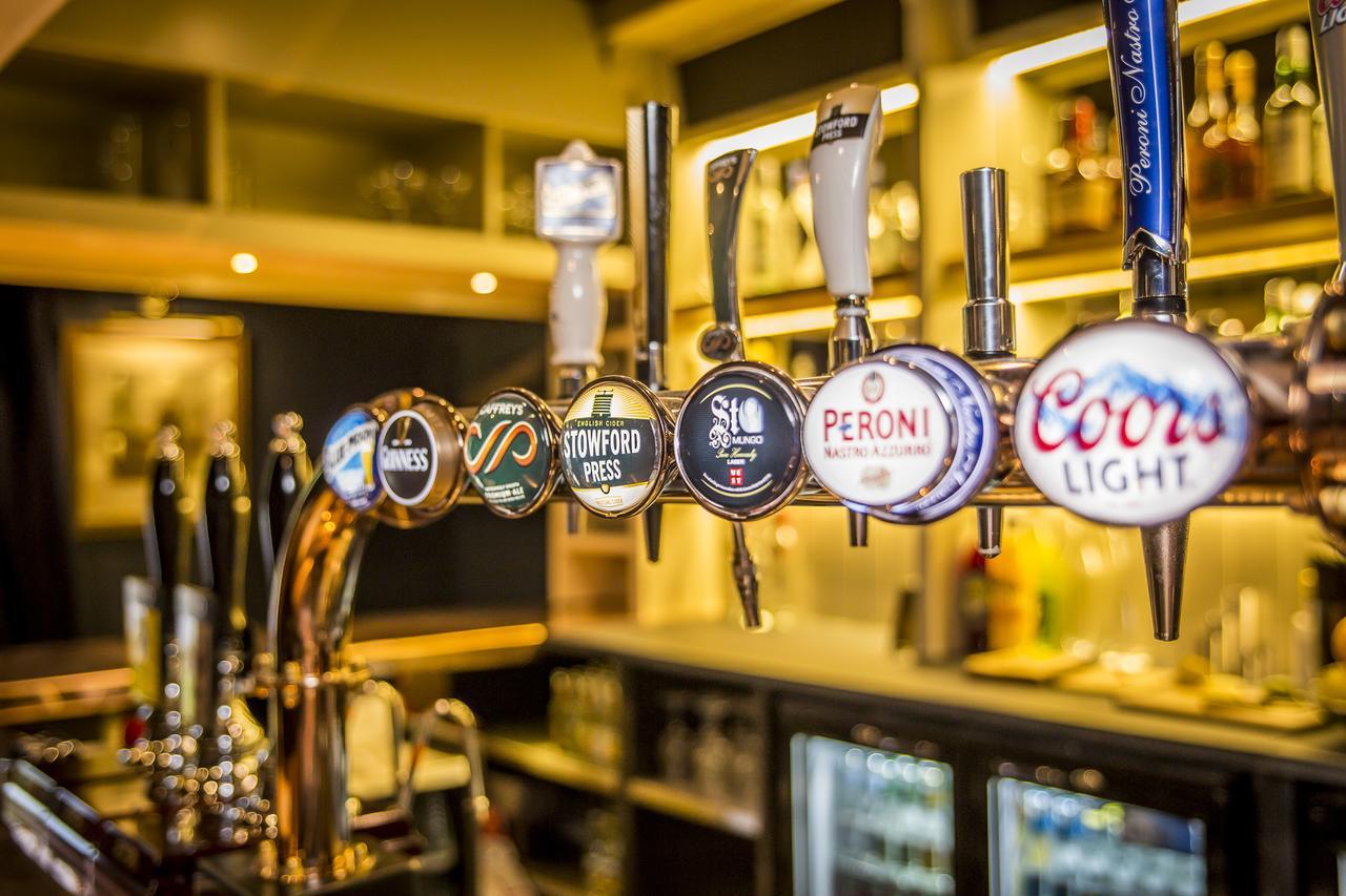 The Coach & Horses Inn Bolton by Bowland Екстер'єр фото